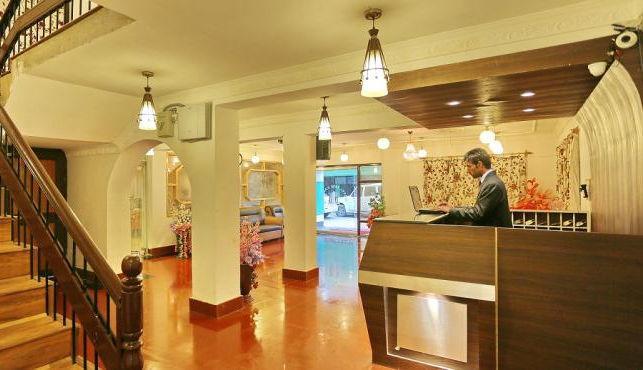 Hotel Ibni Kabeer Srīnagar Buitenkant foto